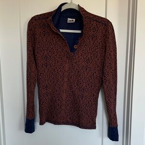 Kavu Navy and Rust Patterned Sweatshirt pullover buttons medium women